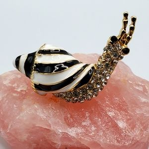 Enamel snail crystal brooch gold BEAUTIFUL